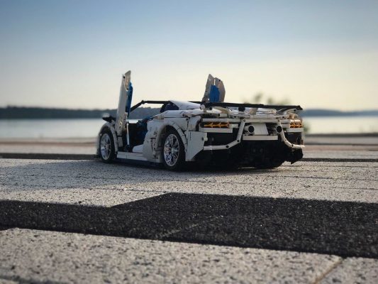 MOC 17698 Lamborghini Aventador SVJ Roadster by Loxlego MOC 17698 Lamborghini Aventador SVJ Roadster by Loxlego