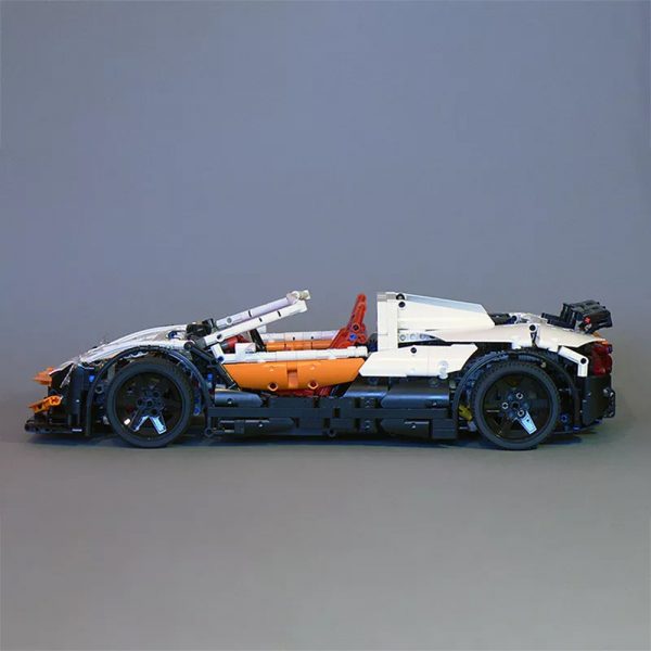 MOC 4687 Updated Simple Supercar by Lipko MOC FACTORY4 - MOULD KING