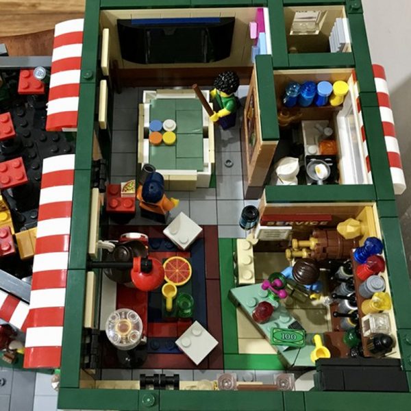 MOC 54894 Modular Central Perk Cafe Pub Modular Building by LegoArtisan MOC FACTORY 4 - MOULD KING