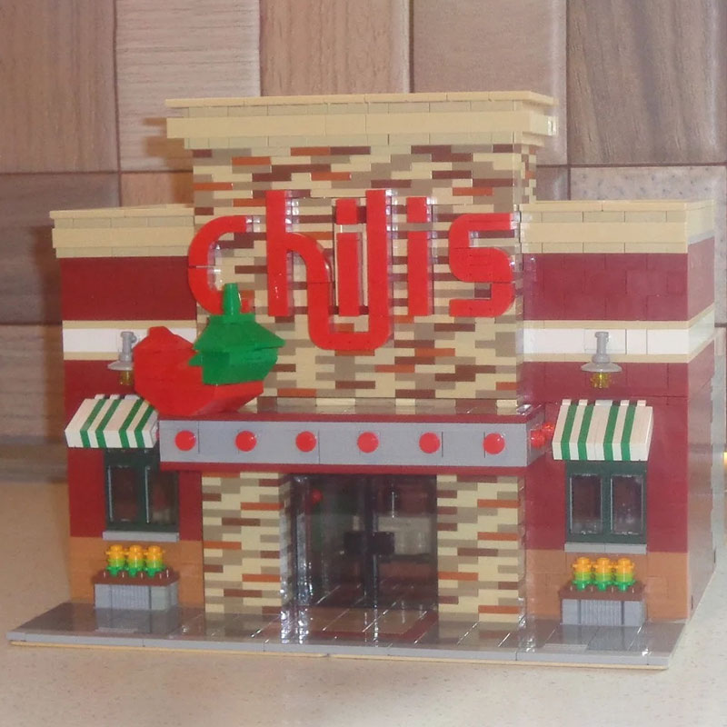 MOC-0203 Chili’s Restaurant with 2243 pieces