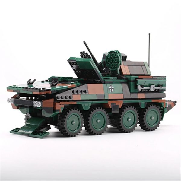 XINGBAO 06043 GTK Boxer Bundeswehr with 808 pieces 9 - MOULD KING