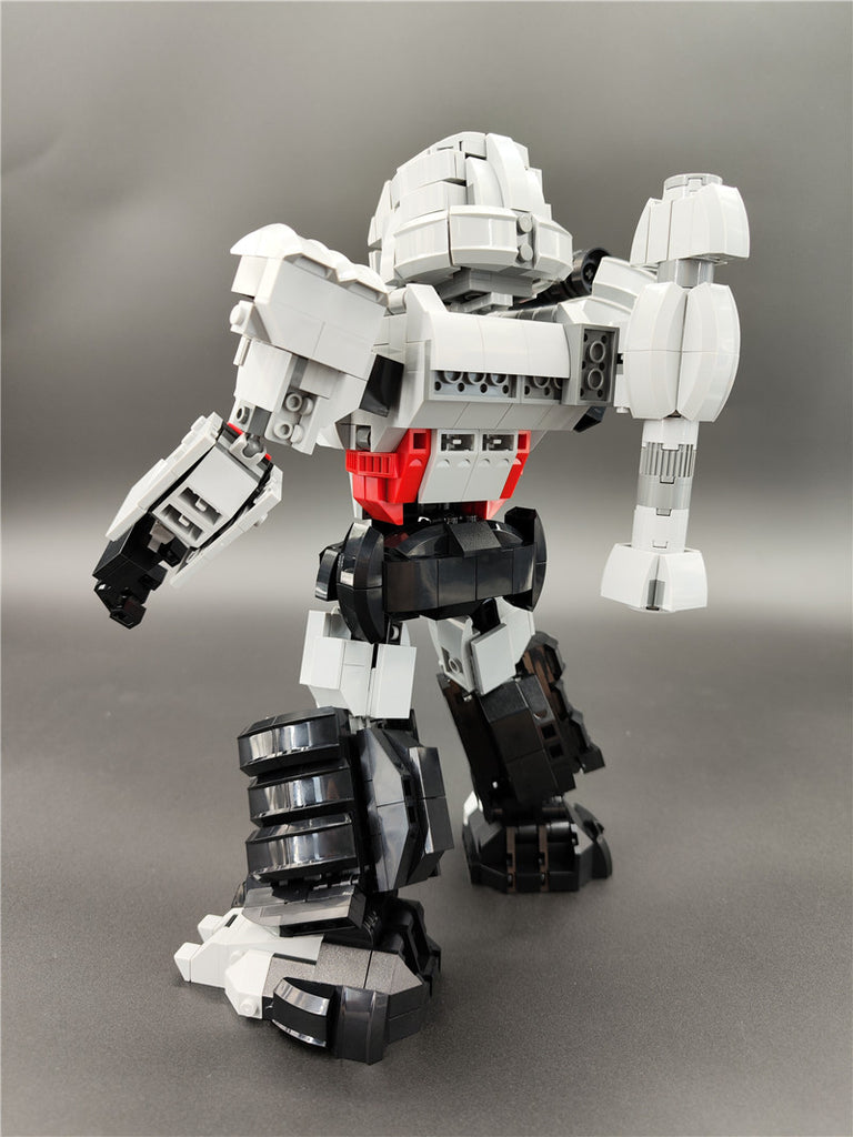 YOURBRICKS 20002 Megatron with 812 Pieces