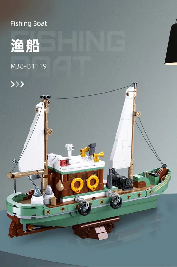 SLUBAN M38-B1119 Fishing Boat With 610 Pieces